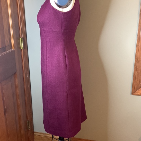 EUC Ann Taylor 100% wool Fitted sleeveless dress size 4 Empire waist full lined. - Picture 3 of 7